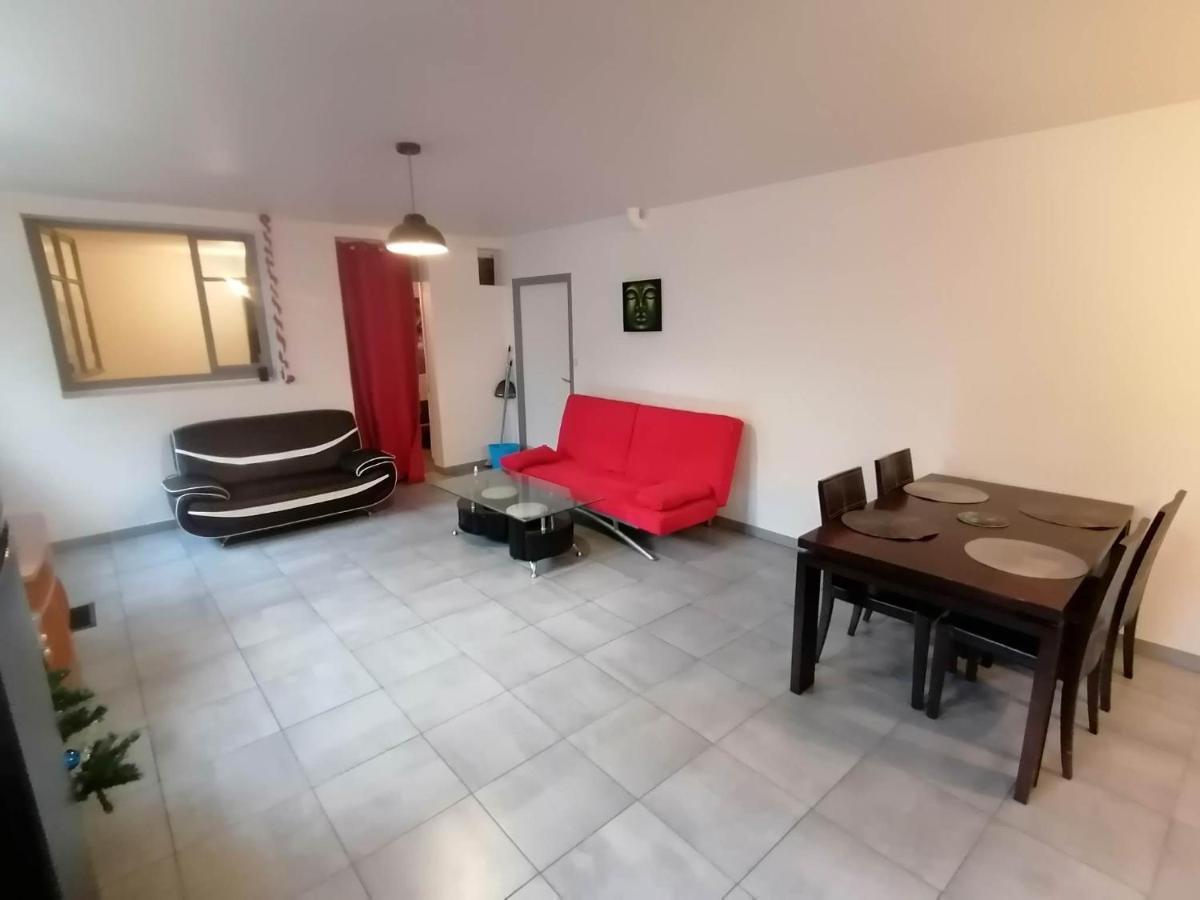 Eco Domaine 12Hectares Meuble Pour 6 Personnes Apartment Plouray Ngoại thất bức ảnh